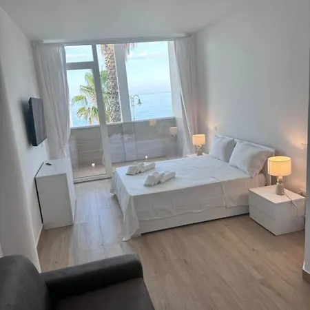 Hotel Playamandatoriccio *